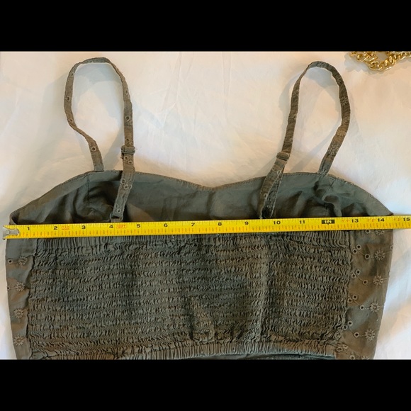 Olive green crop top - Picture 6 of 7